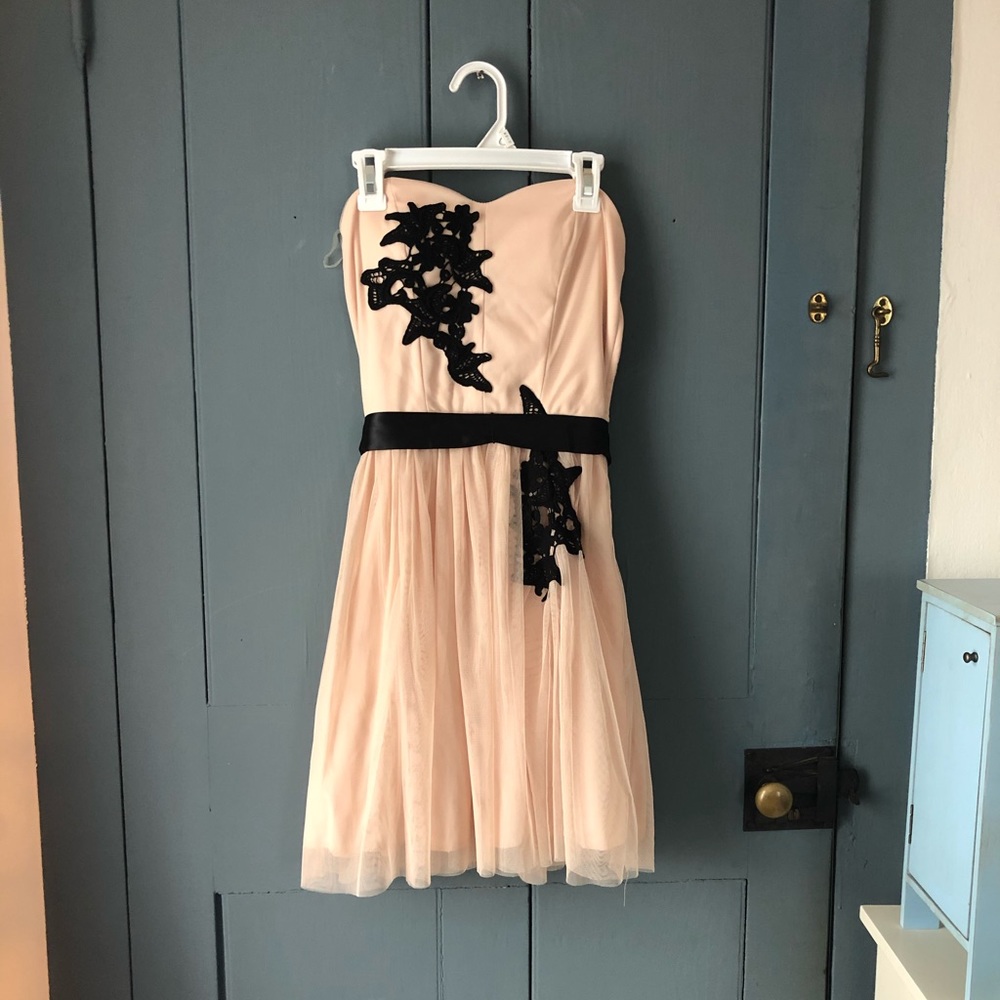 Strapless dress